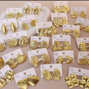 4 pcs stainless earrings